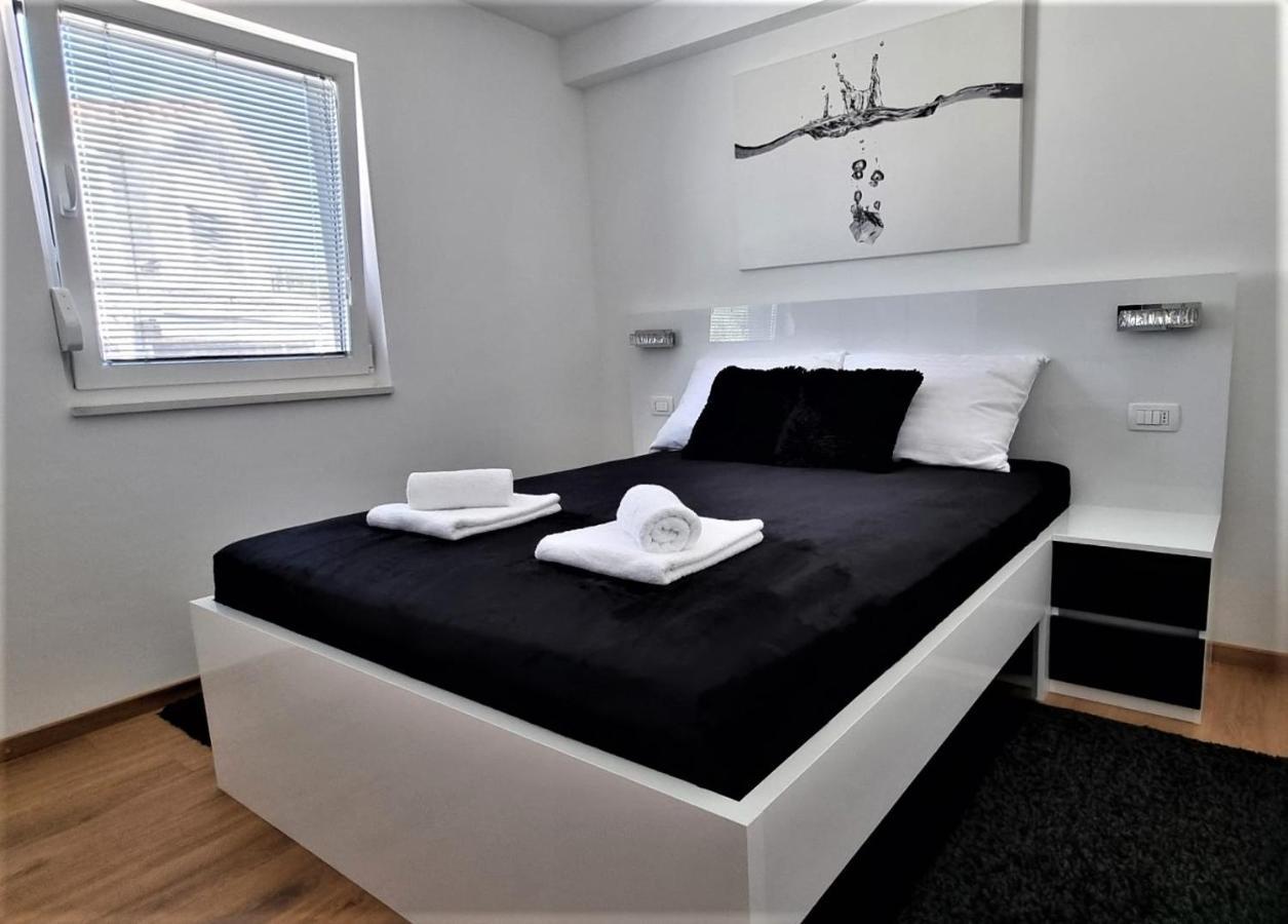 Bartol Luxury Apartments Krk Croatia, With Own Hot Tub - Whirlpool Krk Town Bagian luar foto