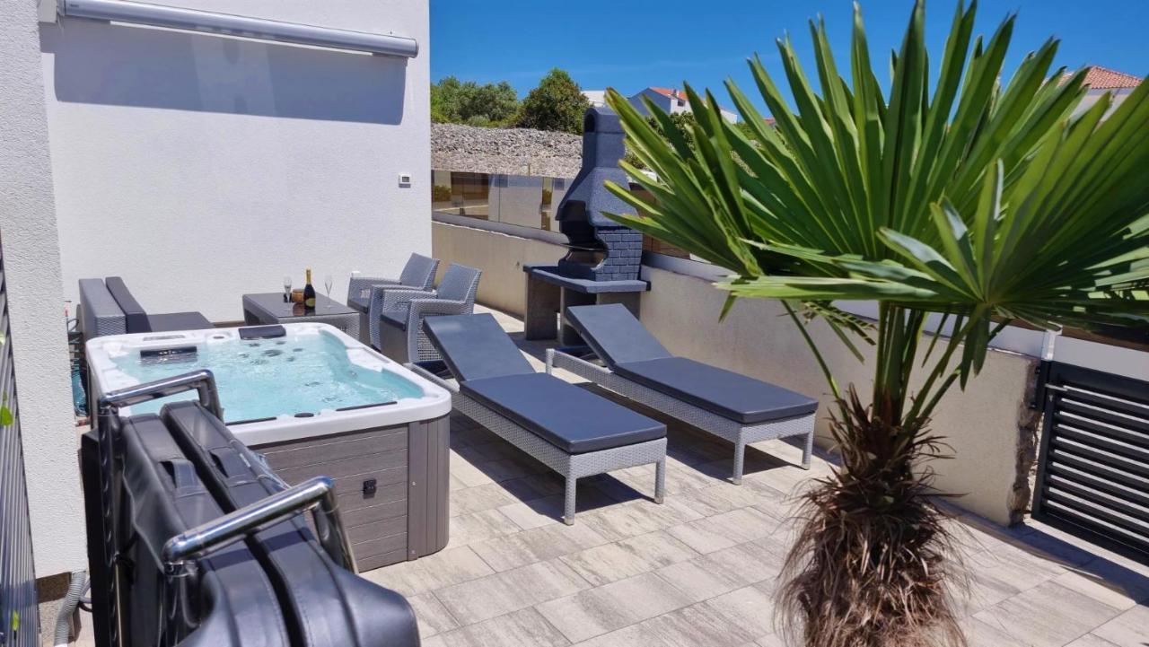 Bartol Luxury Apartments Krk Croatia, With Own Hot Tub - Whirlpool Krk Town Bagian luar foto