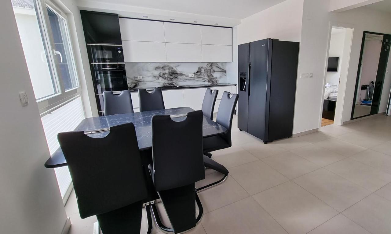 Bartol Luxury Apartments Krk Croatia, With Own Hot Tub - Whirlpool Krk Town Bagian luar foto